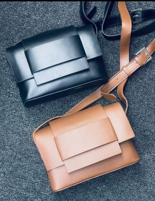Deel and Geer Cross Body Bag